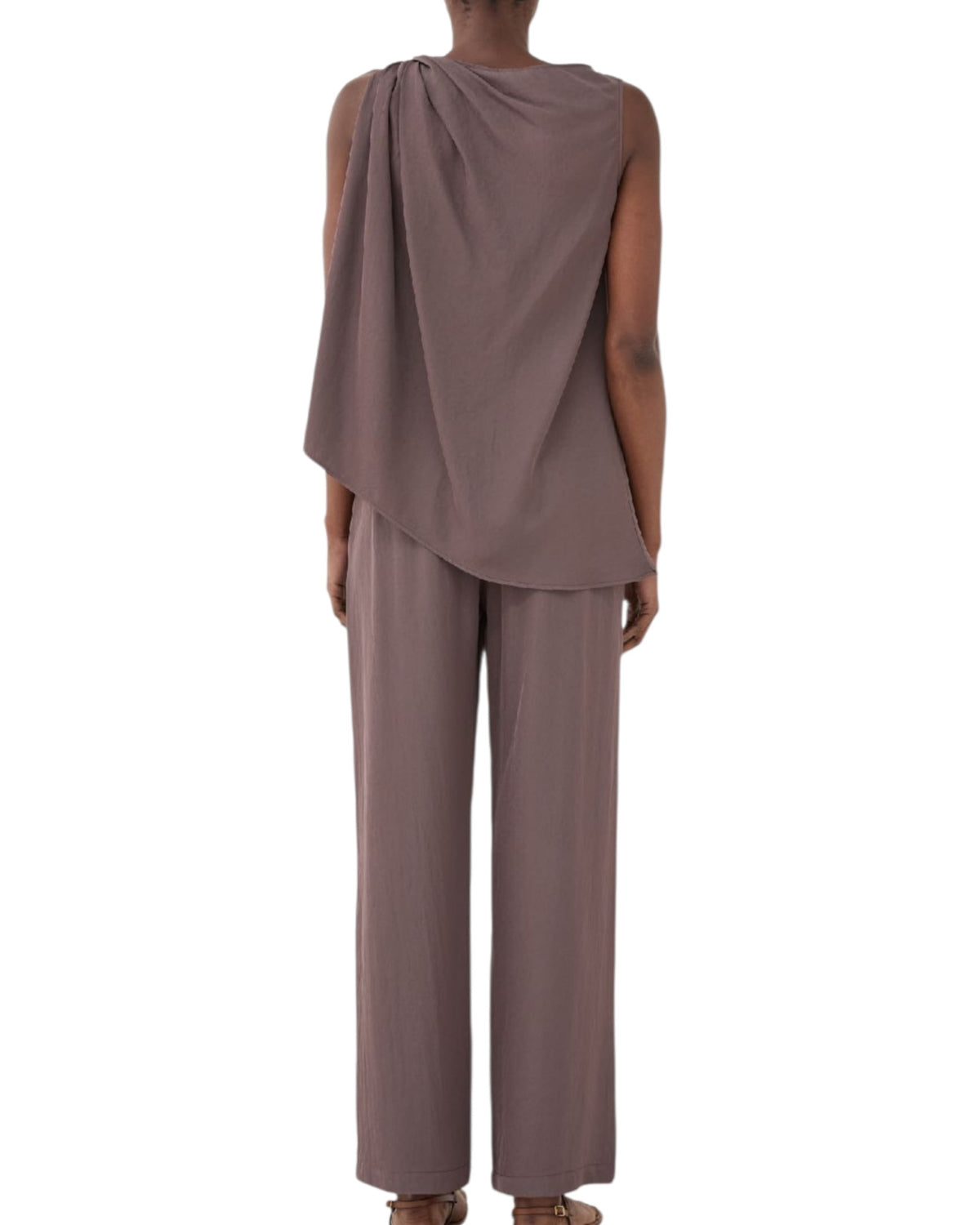 Τοπ ντραπέ με ασύμμετρο στρίφωμα