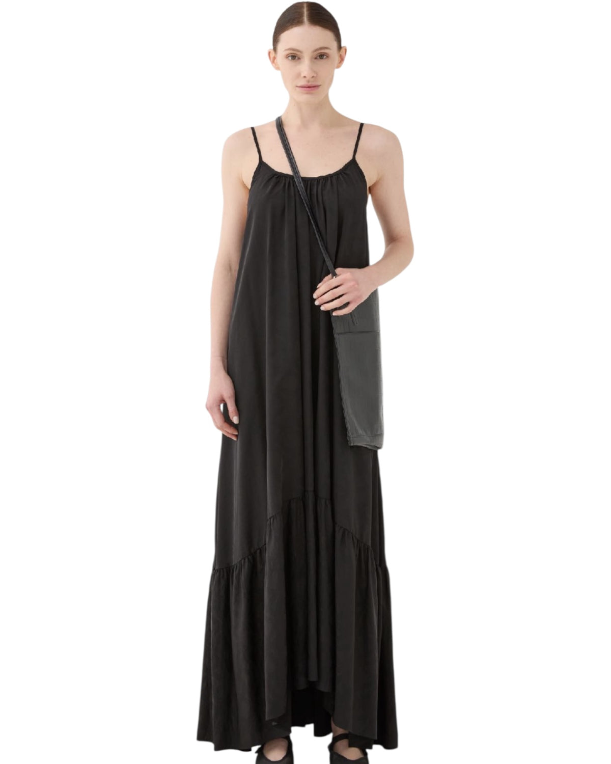 Φόρεμα με ανοιχτή πλάτη