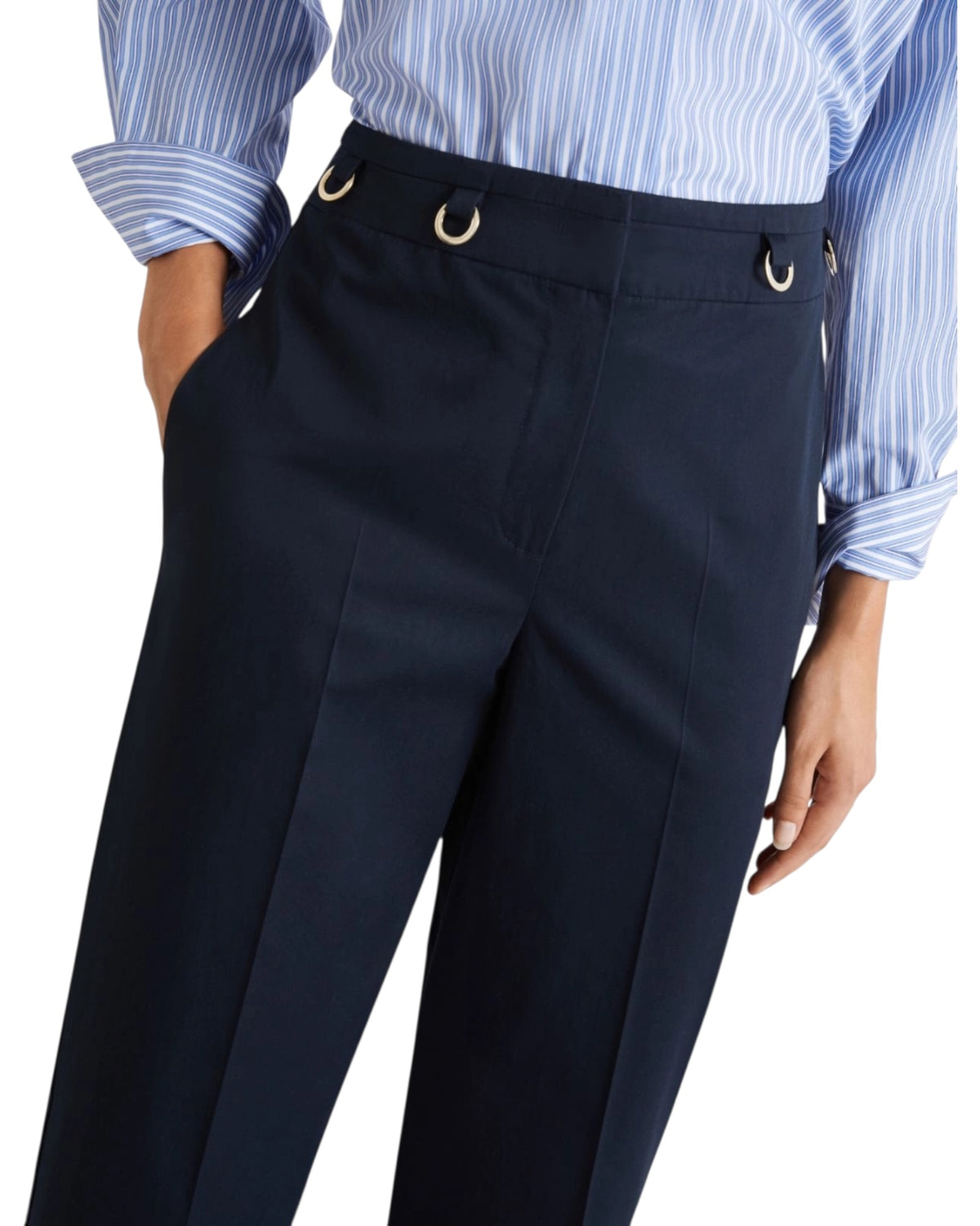 Παντελόνι με μεταλλικές λεπτομέρειες στη ζώνη MLSACCIAIO