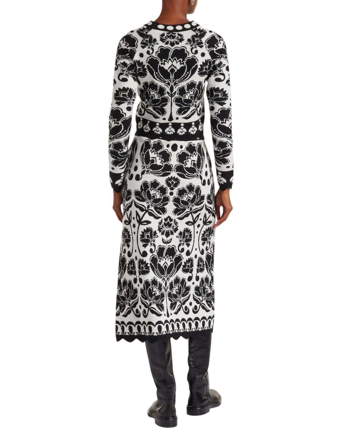 Ζακέτα ζακάρ με φλοράλ αραβούργημα