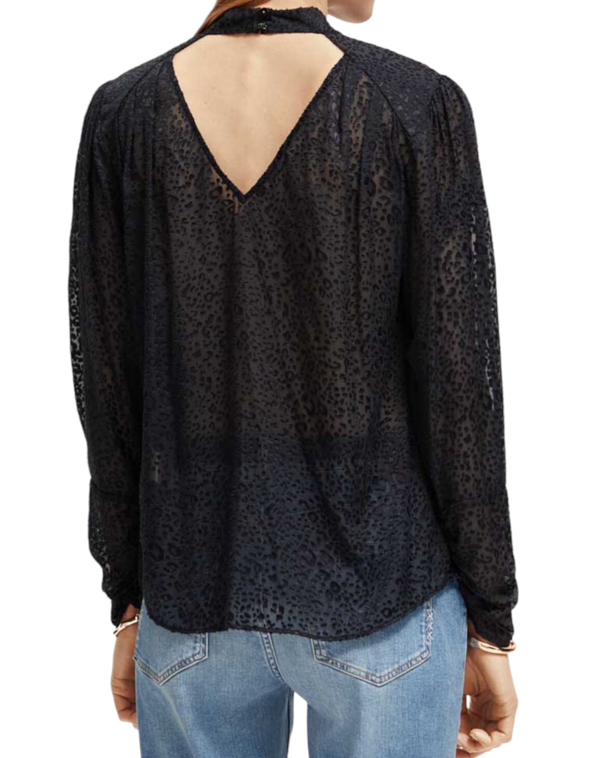 Μπλούζα με άνοιγμα στην πλάτη