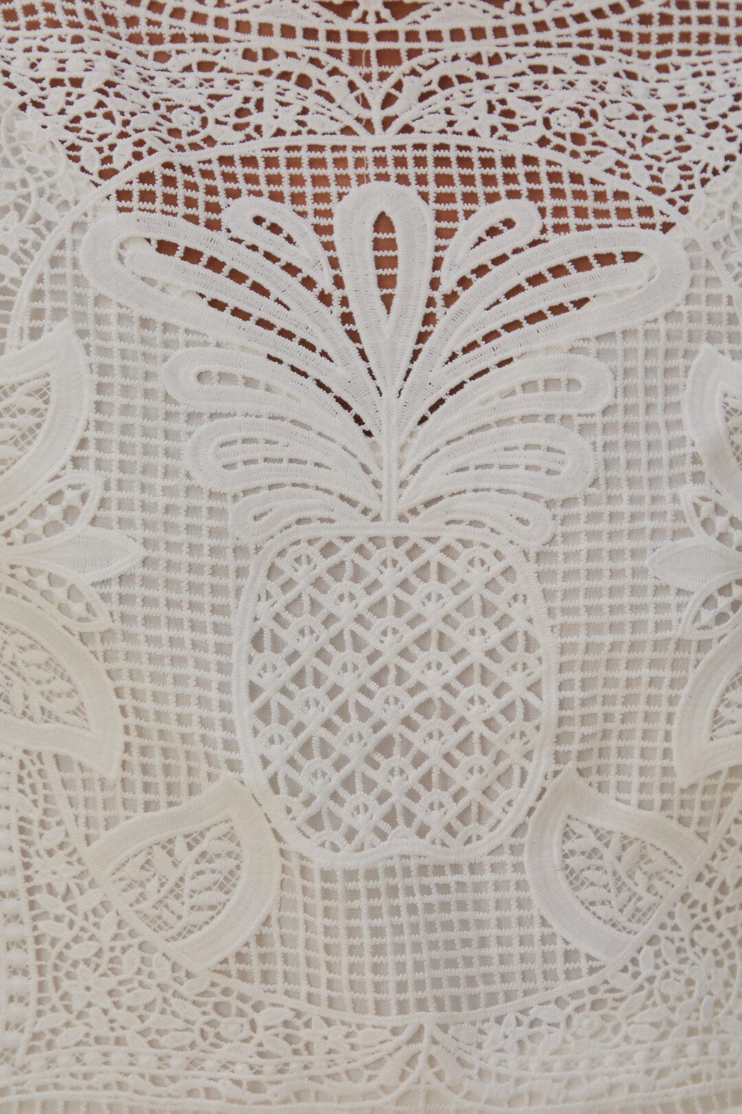 Μπλούζα κοντομάνικη με κεντήματα