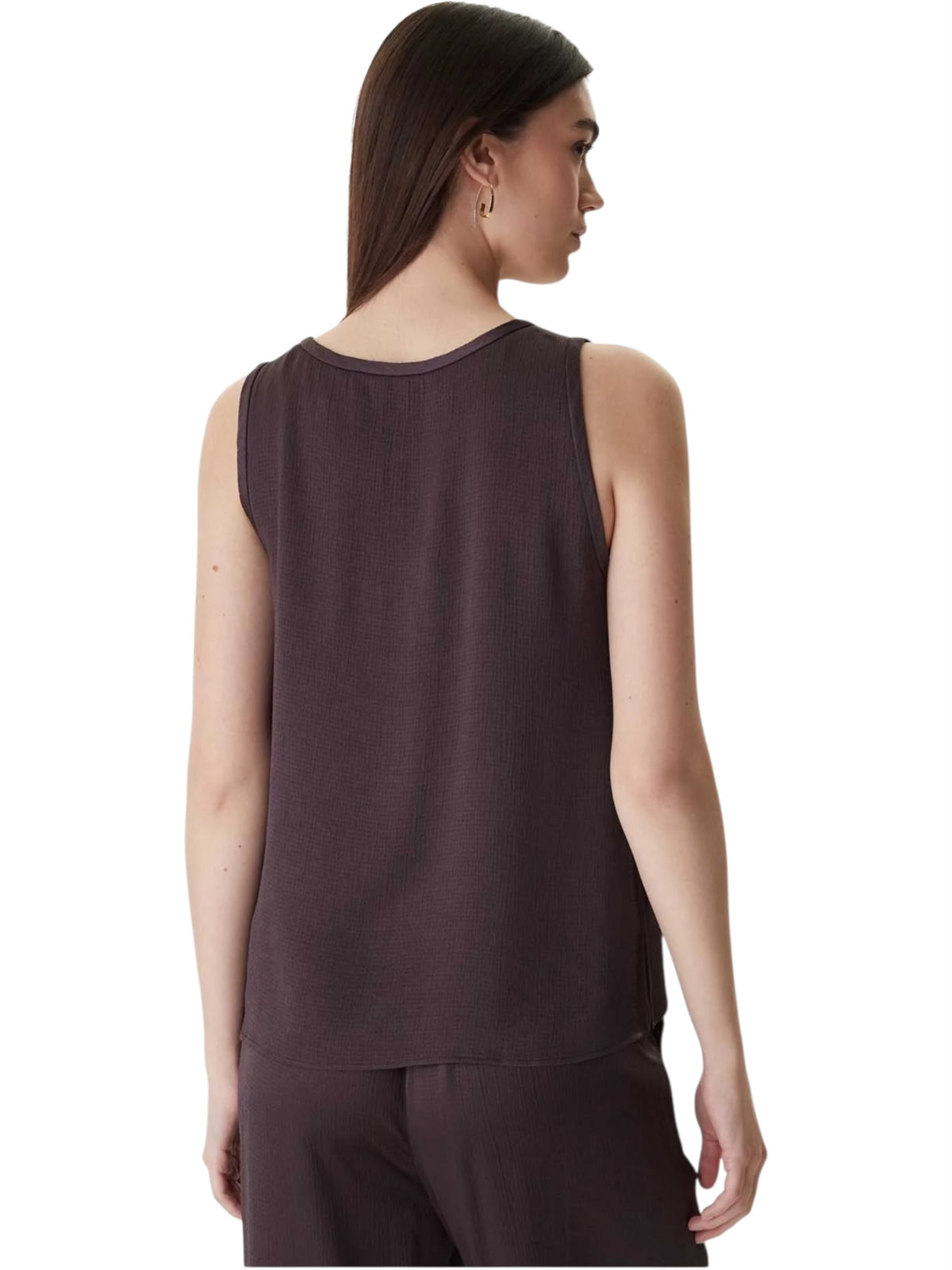 Μπλουζάκι με στρογγυλή λαιμόκοψη EMMNEMBI