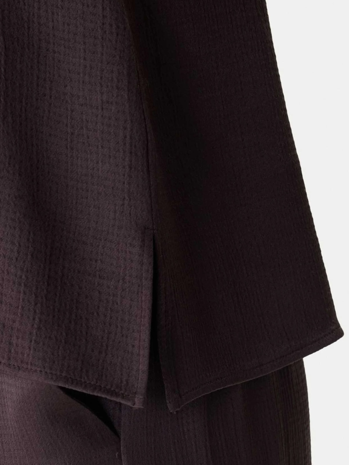 Μπλουζάκι με στρογγυλή λαιμόκοψη EMMNEMBI