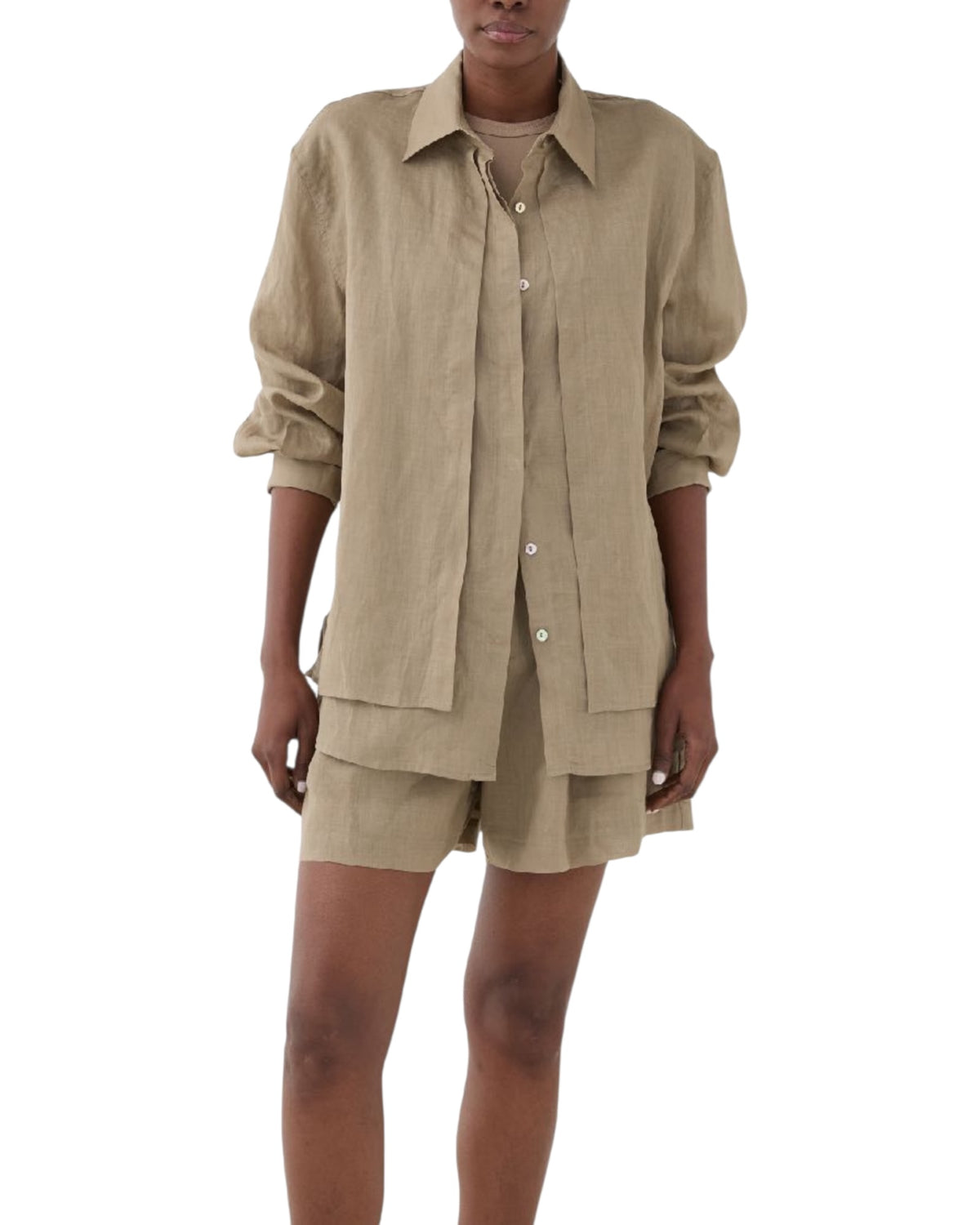 Σορτς με πιέτες