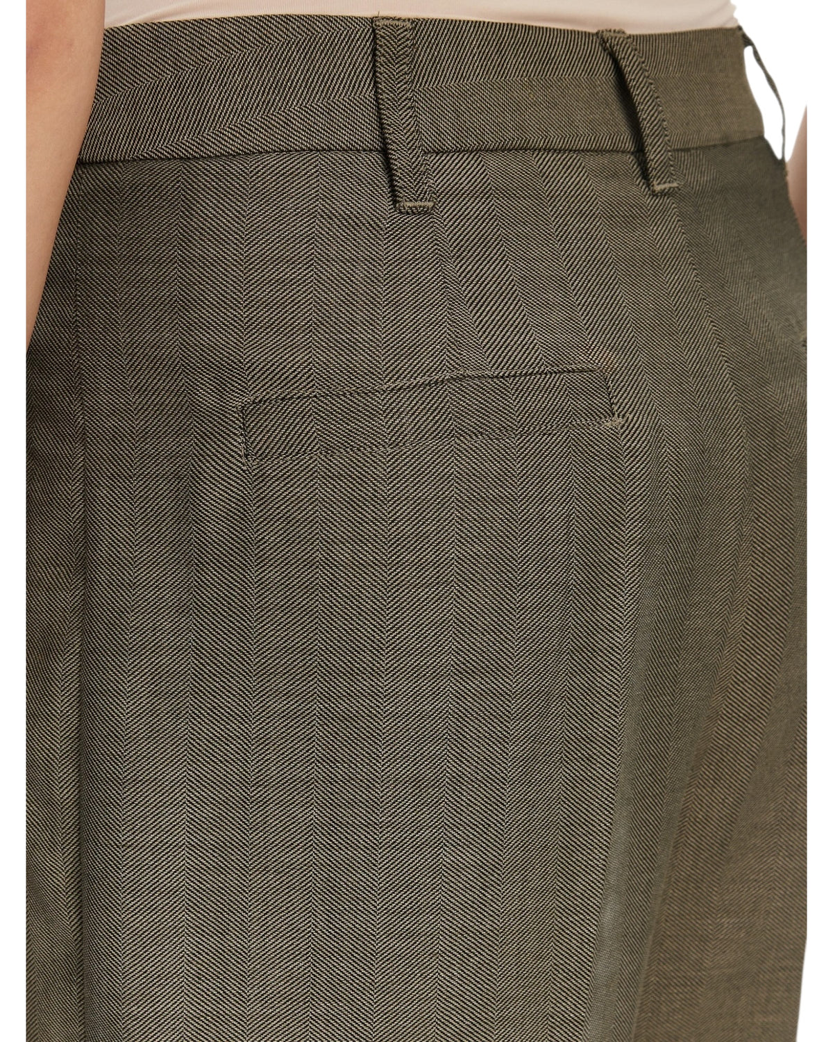 Παντελόνι σε φαρδιά γραμμή HULL