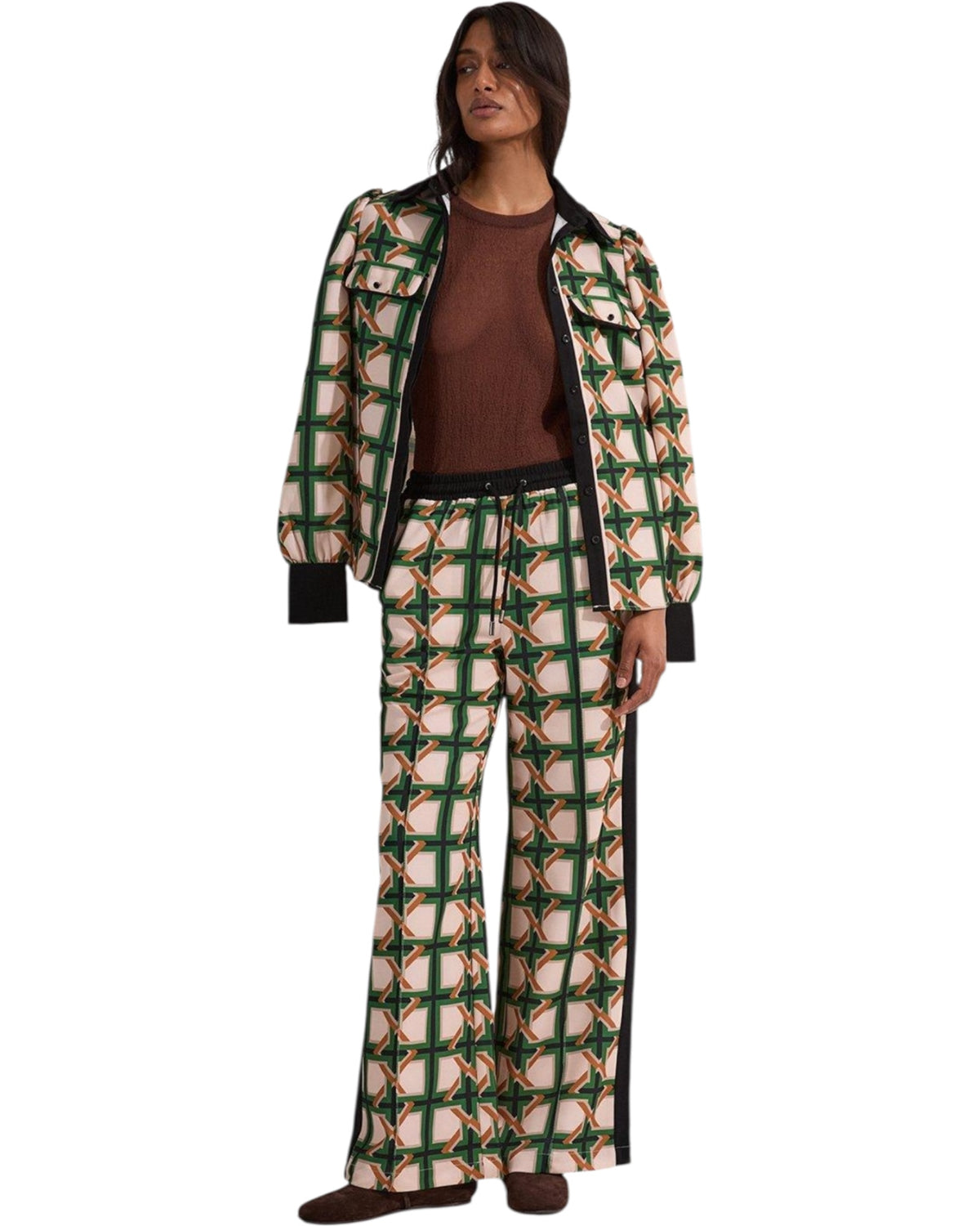 Πουκάμισο με μακριά μανίκια και γεωμετρικό σχέδιο