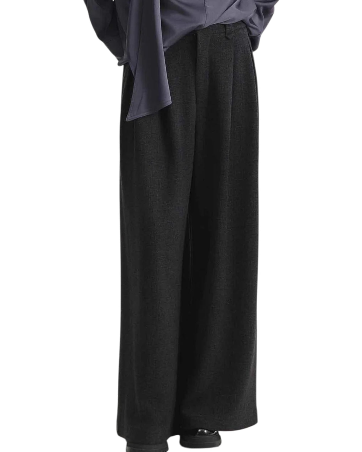 Γυναικείο παντελόνι σε ίσια γραμμή