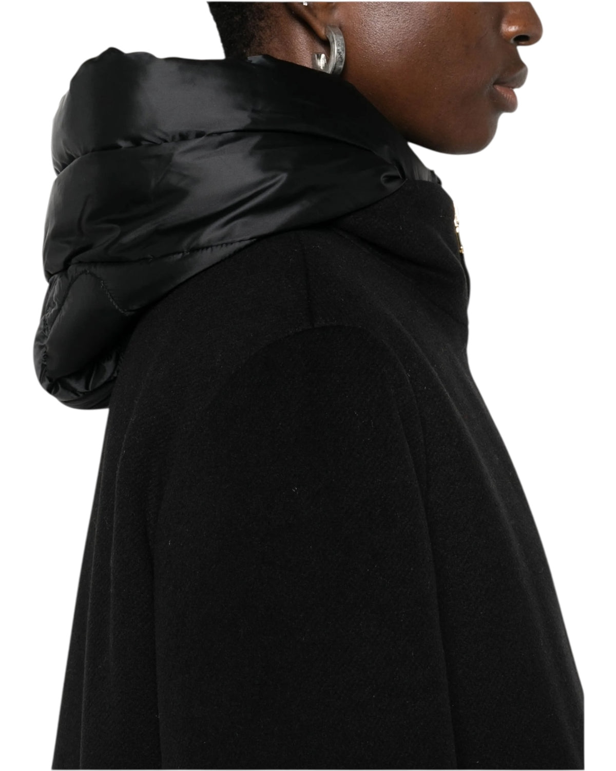 Παλτό Amore με καπιτονέ πάνελ και κουκούλα