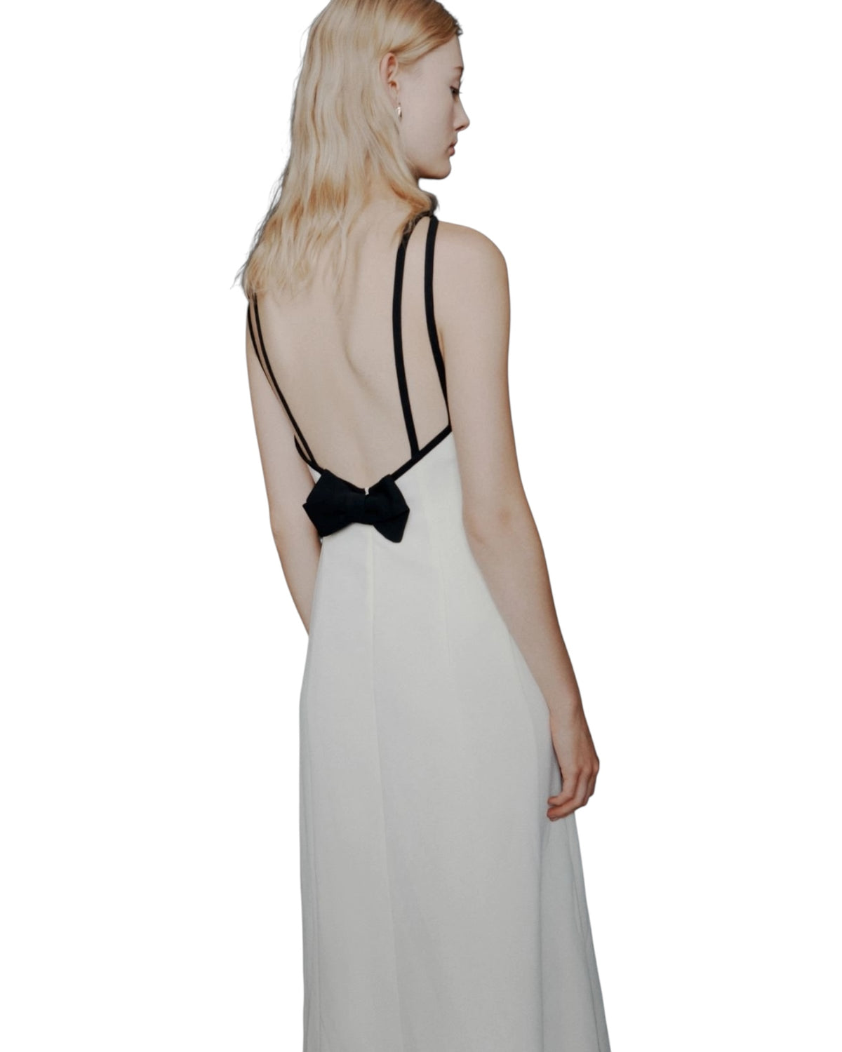 Φόρεμα με φιόγκο στην πλάτη MLTSAPORE