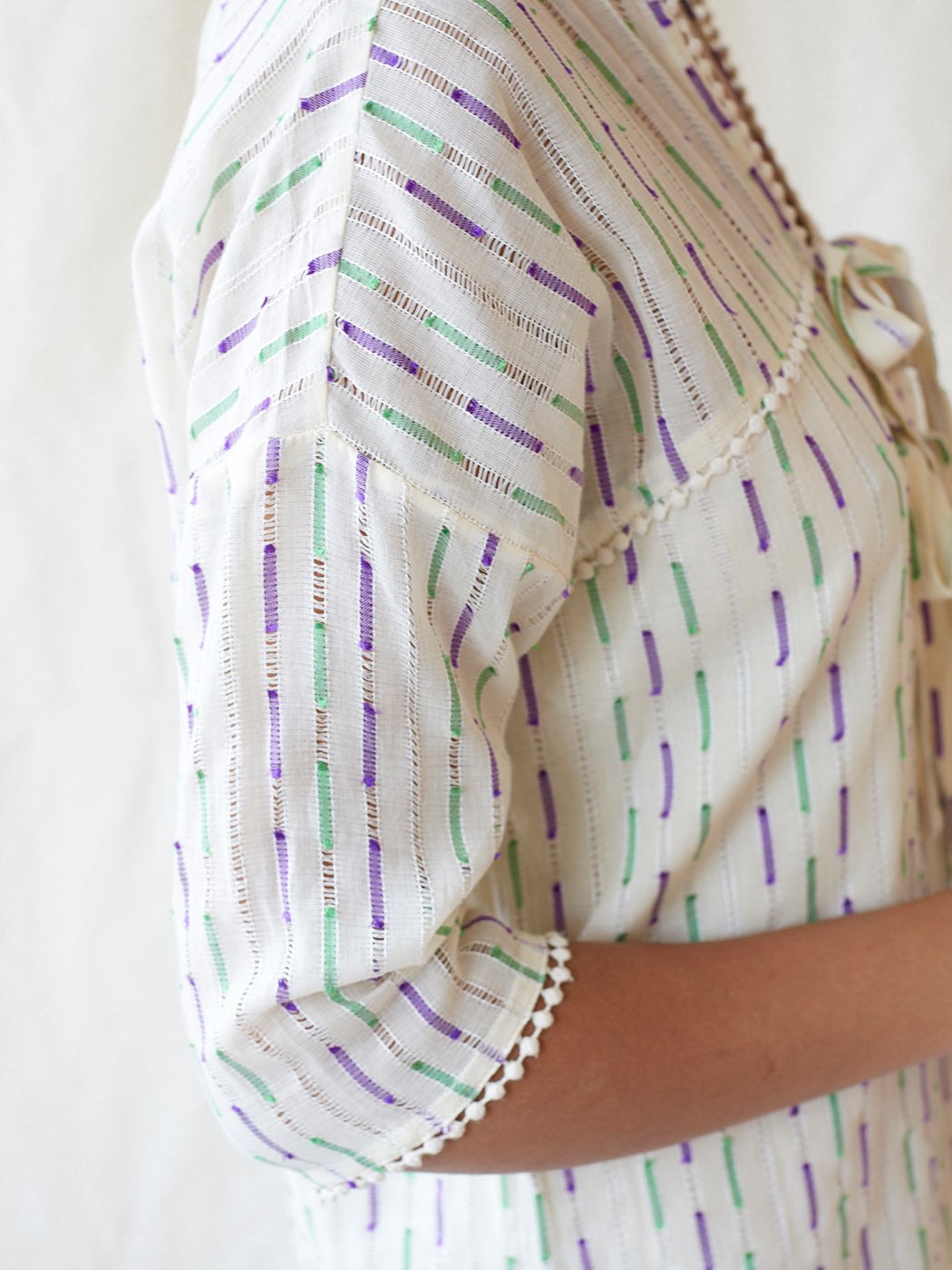 Contrasted thread and cutwork cotton tunic απο INTROPIA - POSH MARKET