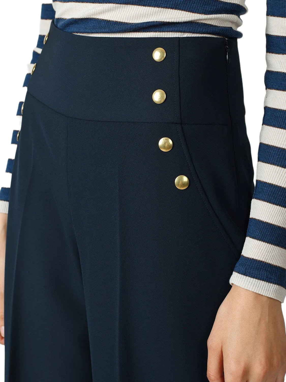 Φαρδιά παντελόνια με χρυσά κουμπιά