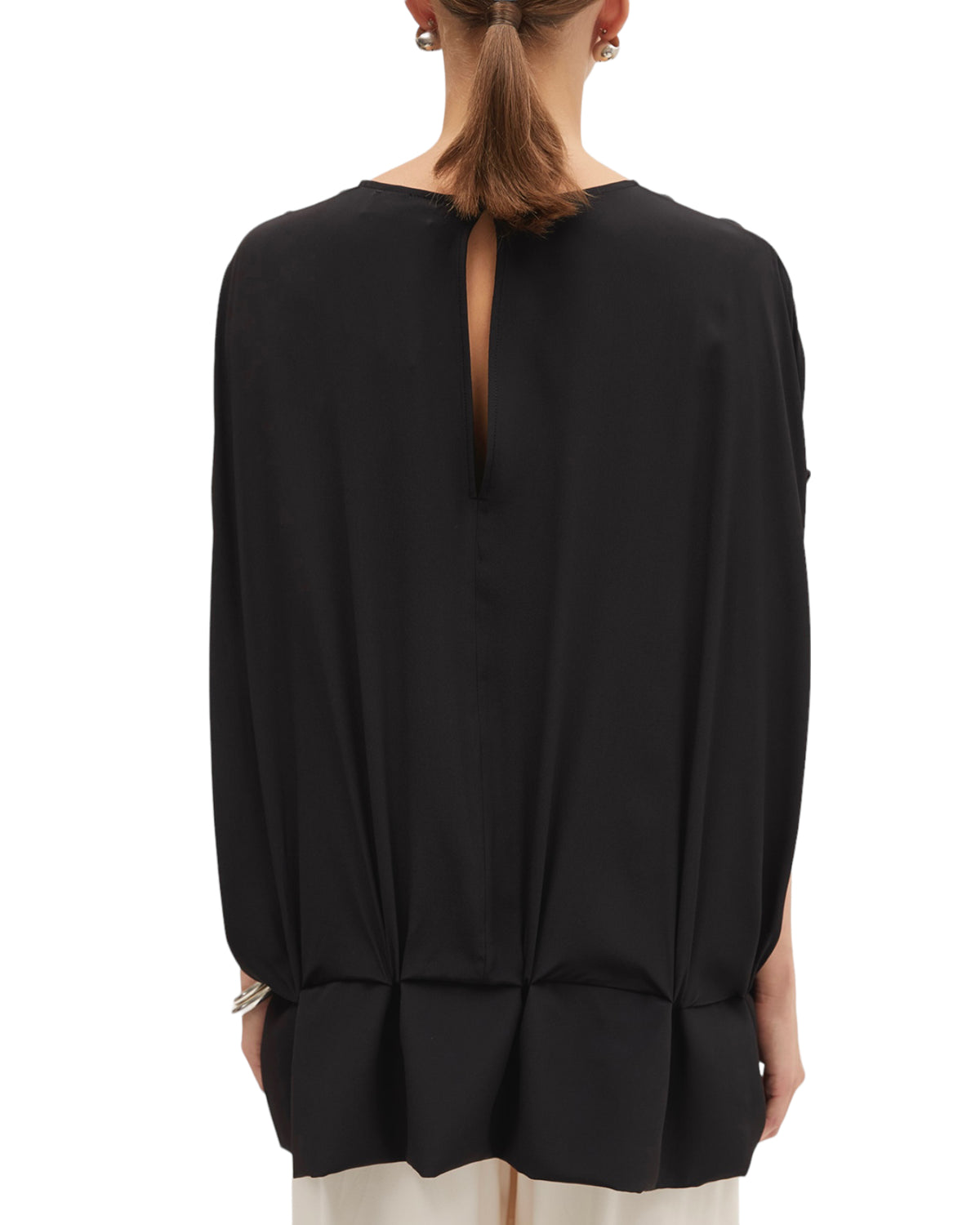 Μπλούζα μεταξωτή με ιδιαίτερο σχέδιο